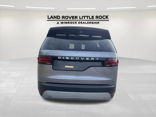 2025 Land Rover Discovery P300 S