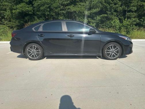 Aurora Black 2023 Kia Forte GT-Line
