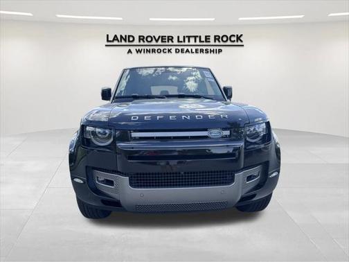 2025 Land Rover Defender 110 P400 X-Dynamic SE