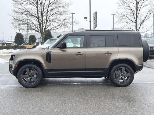 2026 Land Rover Defender P400 X-Dynamic SE