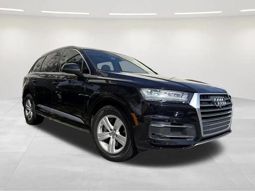 2019 Audi Q7 45 Premium Plus