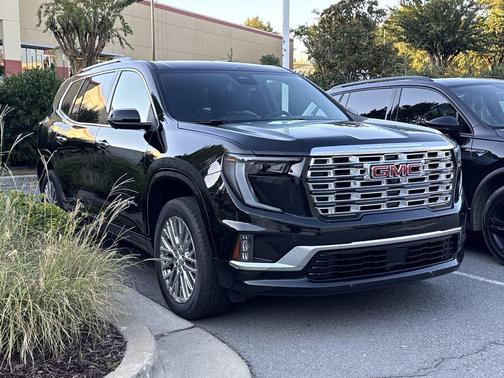 2025 GMC Acadia Denali