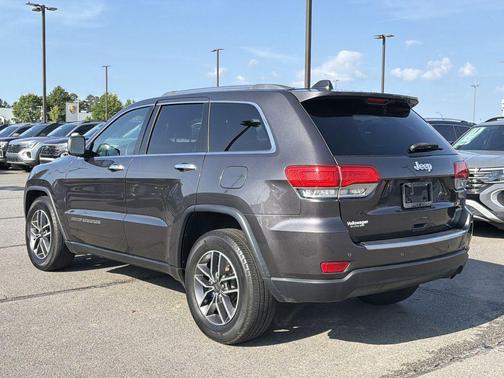 Granite Crystal Metallic Clearcoat 2019 Jeep Grand Cherokee Limited