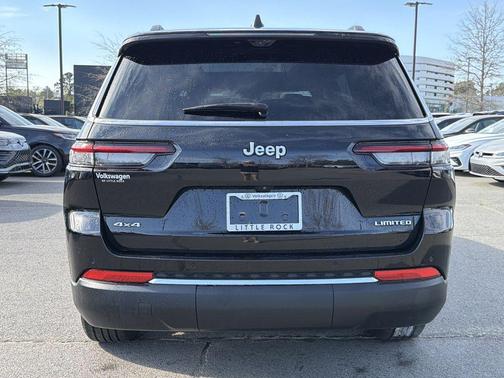 Diamond Black Crystal Pearlcoat 2024 Jeep Grand Cherokee L Limited