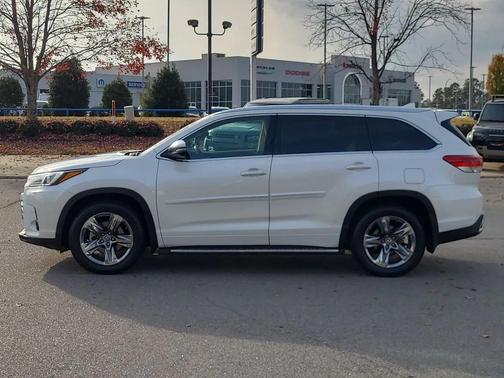 2019 Toyota Highlander Limited Platinum