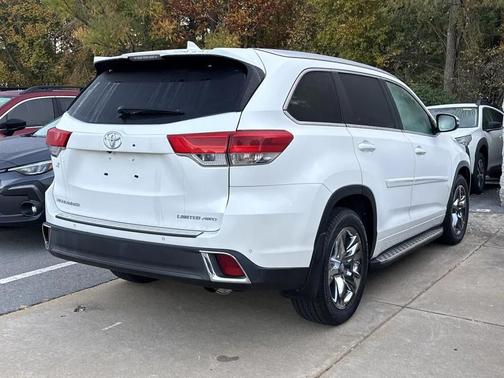 2019 Toyota Highlander Limited Platinum