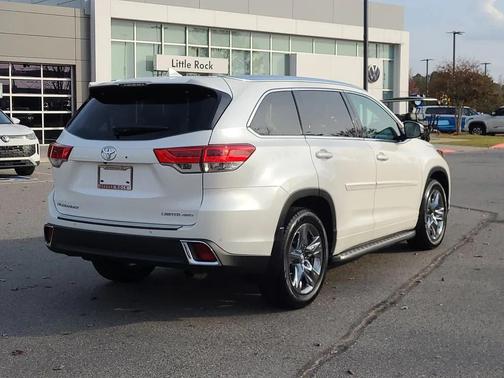 2019 Toyota Highlander Limited Platinum
