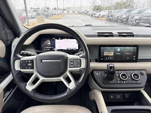 2024 Land Rover Defender 110 P400 S