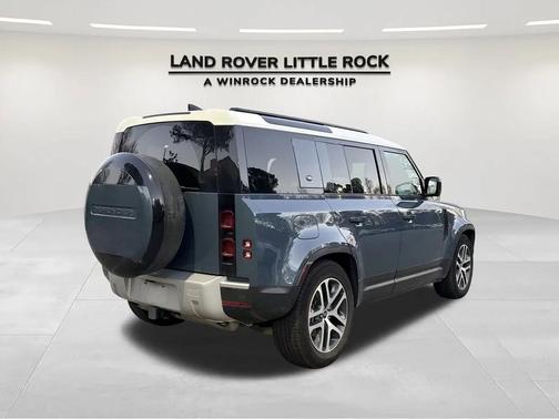 2024 Land Rover Defender 110 P400 S