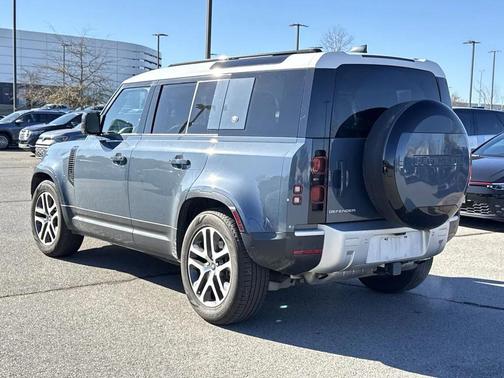 2024 Land Rover Defender 110 P400 S