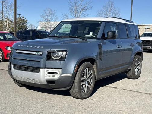 2024 Land Rover Defender 110 P400 S