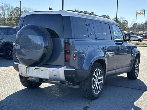 2024 Land Rover Defender 110 P400 S