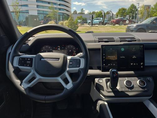Santorini Black Metallic 2025 Land Rover Defender 110 P300