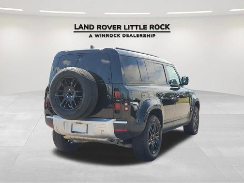 Santorini Black Metallic 2025 Land Rover Defender 110 P300