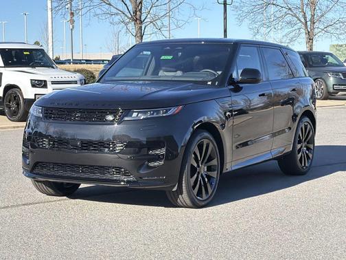 2026 Land Rover Range Rover Sport SE