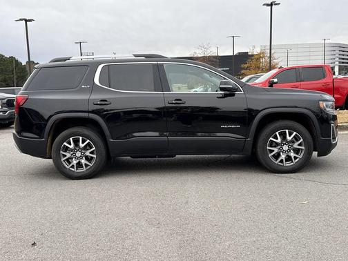 2023 GMC Acadia FWD SLT