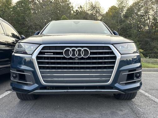 2019 Audi Q7 55 Prestige