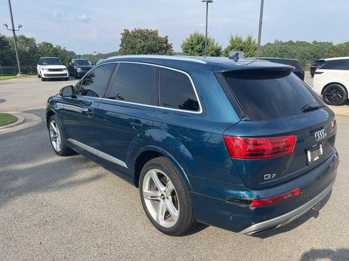 2019 Audi Q7 55 Prestige