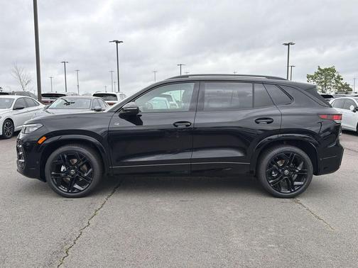 Deep Black Pearl 2026 Volkswagen Tiguan 2.0T SE R-Line Black