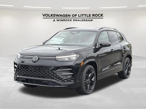 Deep Black Pearl 2026 Volkswagen Tiguan 2.0T SE R-Line Black
