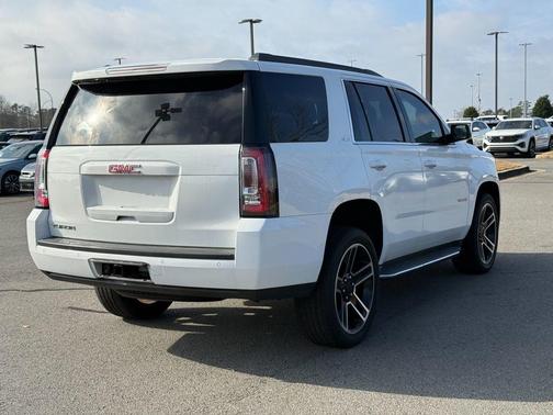 2017 GMC Yukon SLE