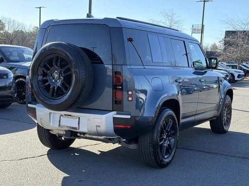 2025 Land Rover Defender 110 P300