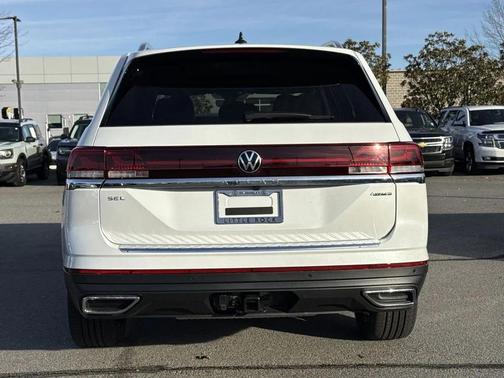 2026 Volkswagen Atlas 2.0T SEL