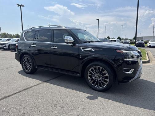 2023 Nissan Armada Platinum 2WD