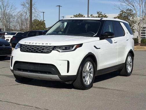 2024 Land Rover Discovery P300 S