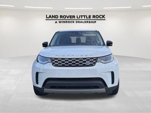 2024 Land Rover Discovery P300 S