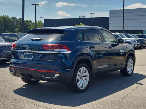 Tourmaline Blue Metallic 2023 Volkswagen Atlas Cross Sport 3.6L V6 SE w/Technology