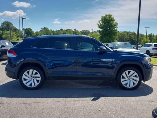 Tourmaline Blue Metallic 2023 Volkswagen Atlas Cross Sport 3.6L V6 SE w/Technology