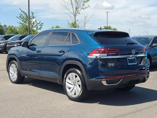 Tourmaline Blue Metallic 2023 Volkswagen Atlas Cross Sport 3.6L V6 SE w/Technology