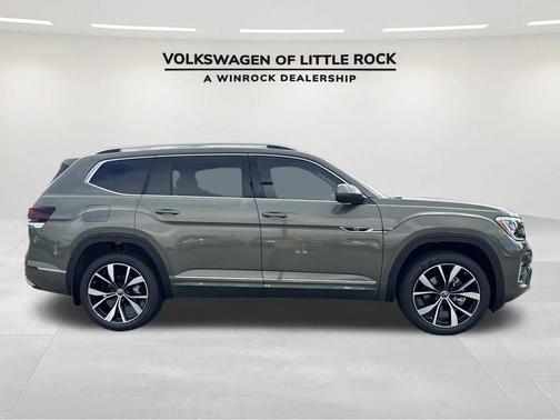 2025 Volkswagen Atlas 2.0T SEL Premium R-Line 4MOTION