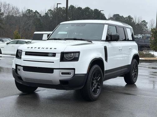 2025 Land Rover Defender 110 P300