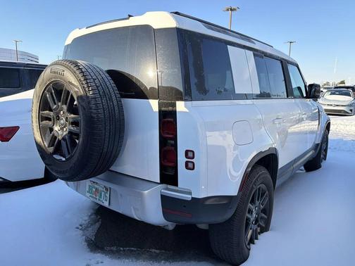 2025 Land Rover Defender 110 P300