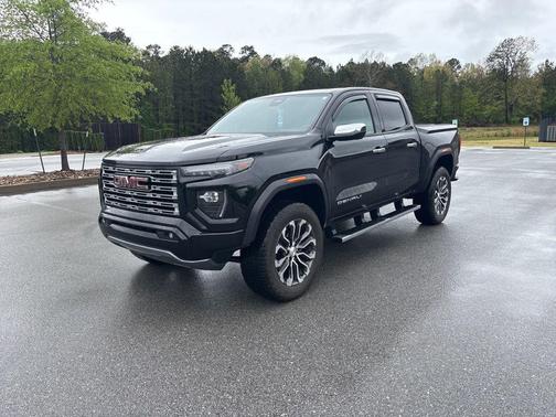 2024 GMC Canyon Denali