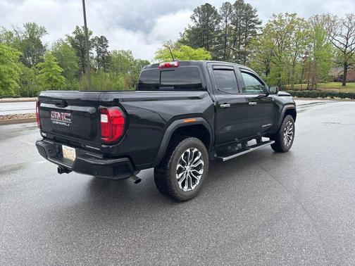 2024 GMC Canyon Denali
