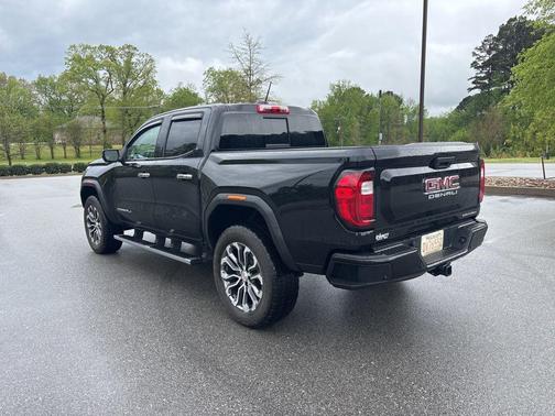 2024 GMC Canyon Denali