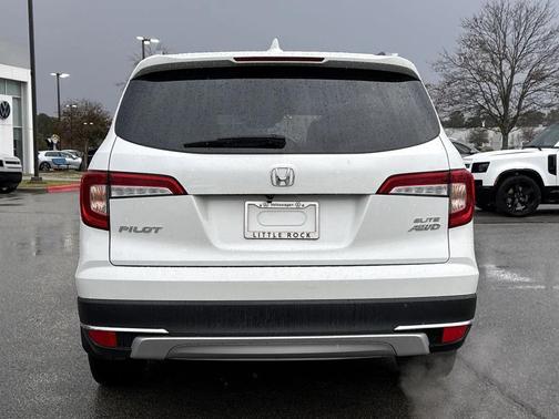 2022 Honda Pilot AWD Elite