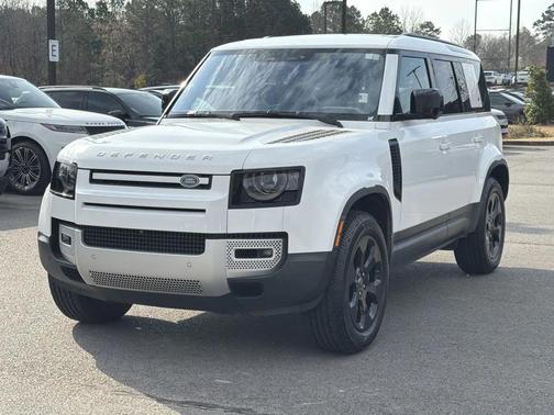 2020 Land Rover Defender 110 SE