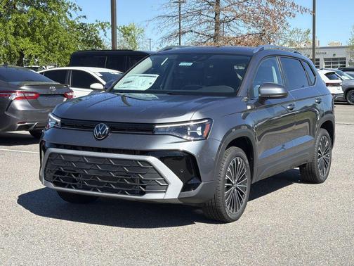 Platinum 2026 Volkswagen Taos SE
