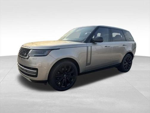 2025 Land Rover Range Rover P530 SE