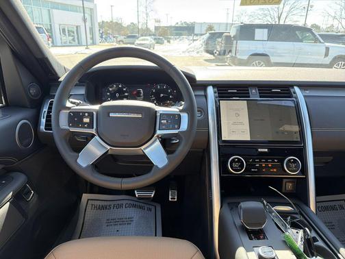 2026 Land Rover Discovery Dynamic SE