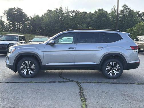 Mist 2026 Volkswagen Atlas 2.0T SE