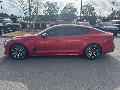 2023 Kia Stinger GT-Line