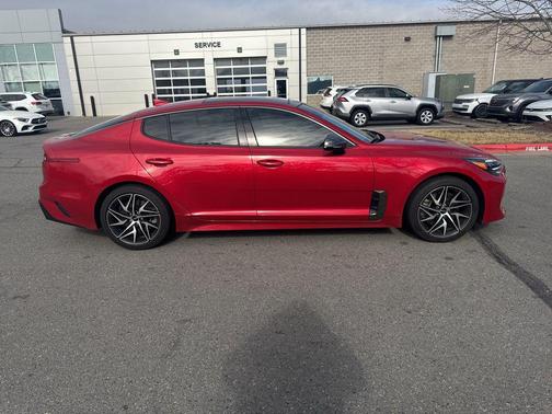 2023 Kia Stinger GT-Line