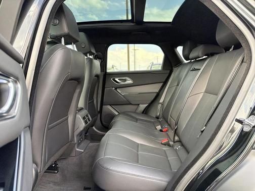 2025 Land Rover Range Rover Velar P250 SE R-Dynamic
