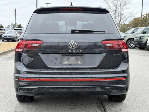 2024 Volkswagen Tiguan 2.0T SE R-Line Black 4MOTION
