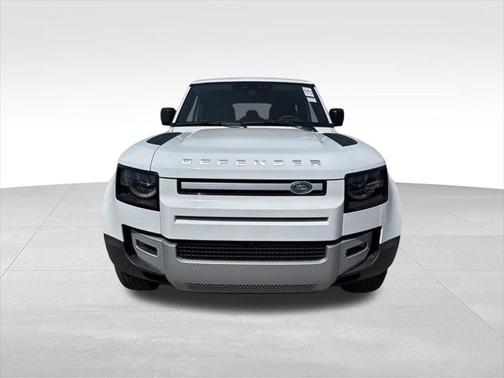 2025 Land Rover Defender 110 P300